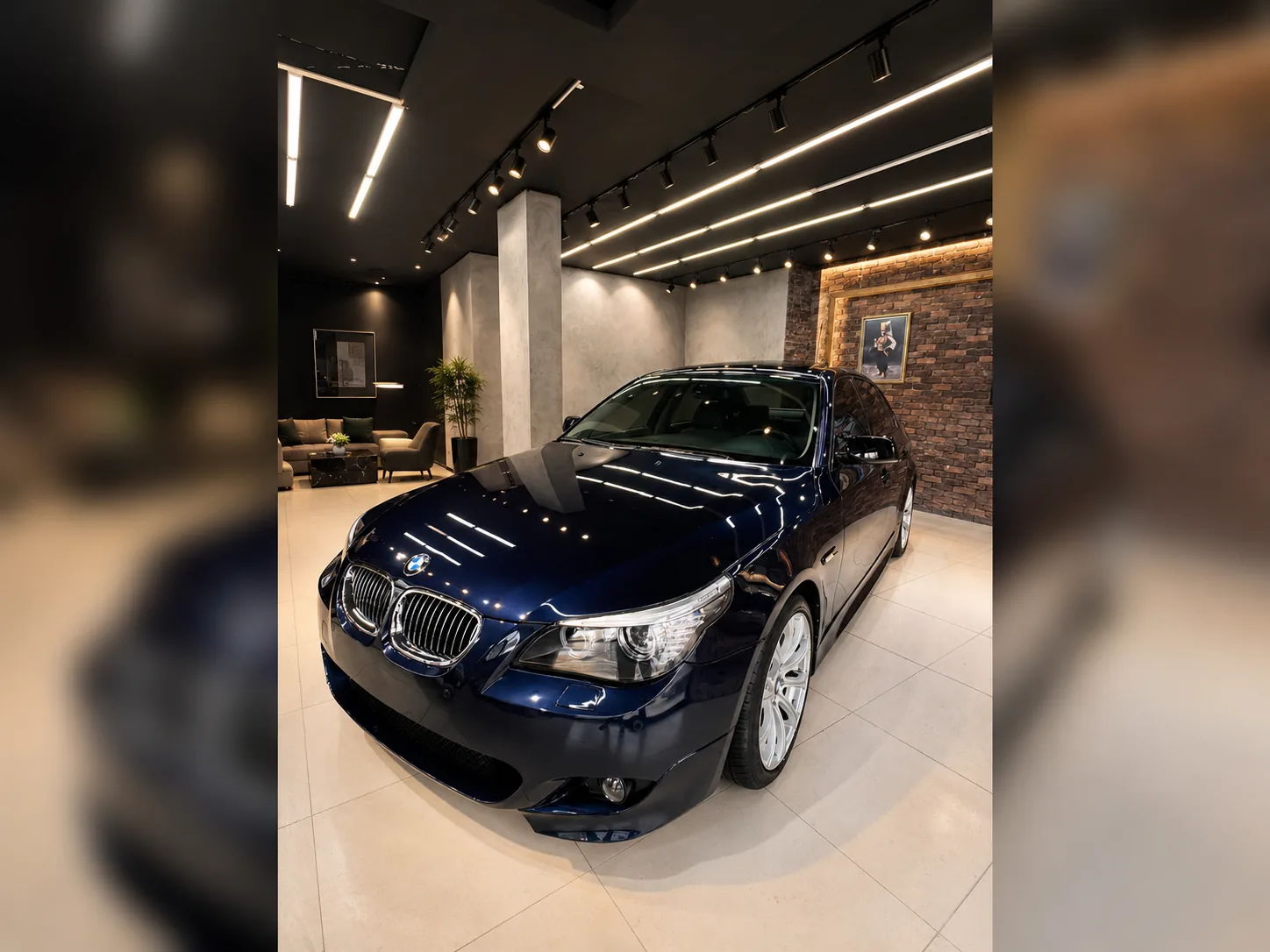 Seramik kaplı BMW E60 M Sport · stüdyo ışığı, 3/4 açı